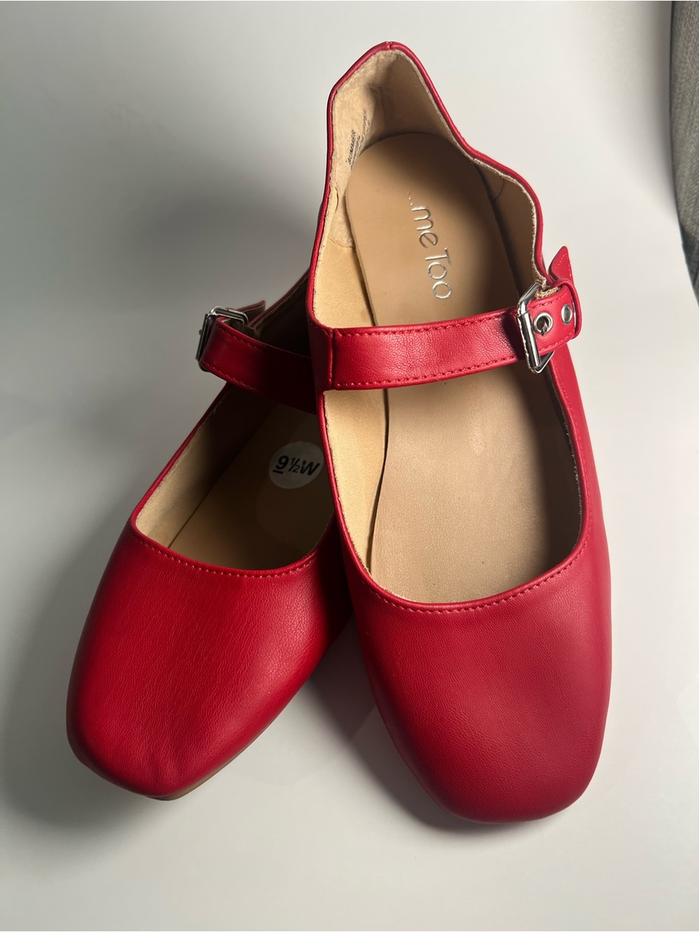 Me Too Women’s Red Mary Jane Faux Leather Shoes with Buckle Strap Size 9.5 Wide